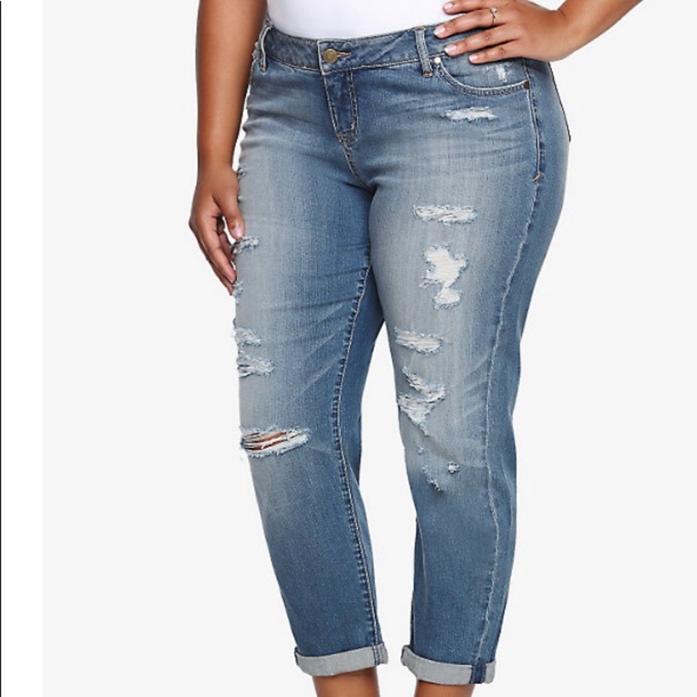 TORRID Ex-Boyfriend Distressed Jeans Size 20